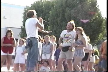 Vic Ramone in concert